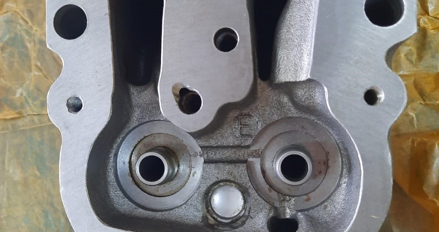 Cylinder Head OM403 dan 444